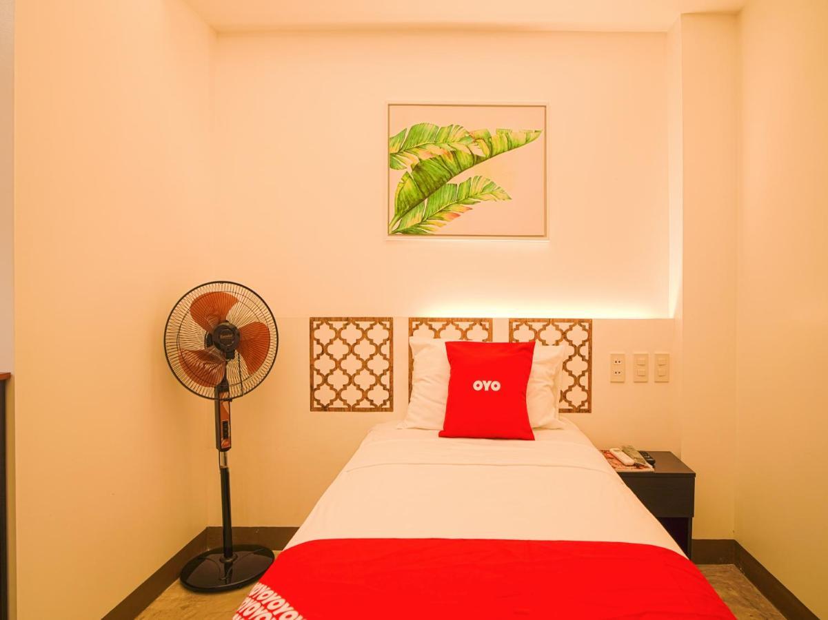 Capital O Oyo 785 The Greenhive Hotel Ibaan 外观 照片